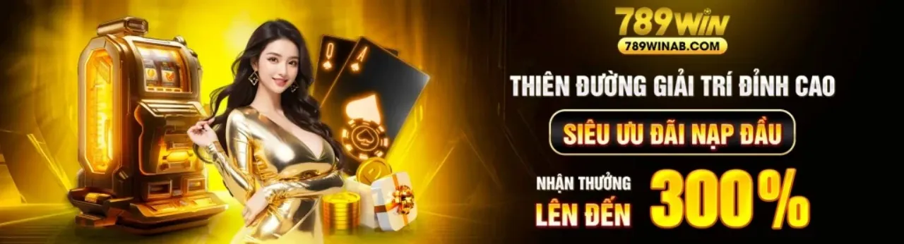 Hình ảnh sòng bài game bài new66.app sôi động với các lá bài và chip cược